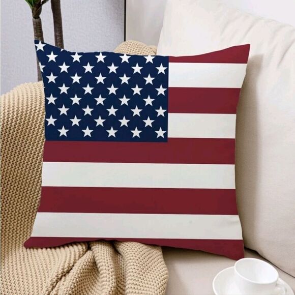 American Flag 🇺🇸 Pillow Cover - Picture 4 of 5